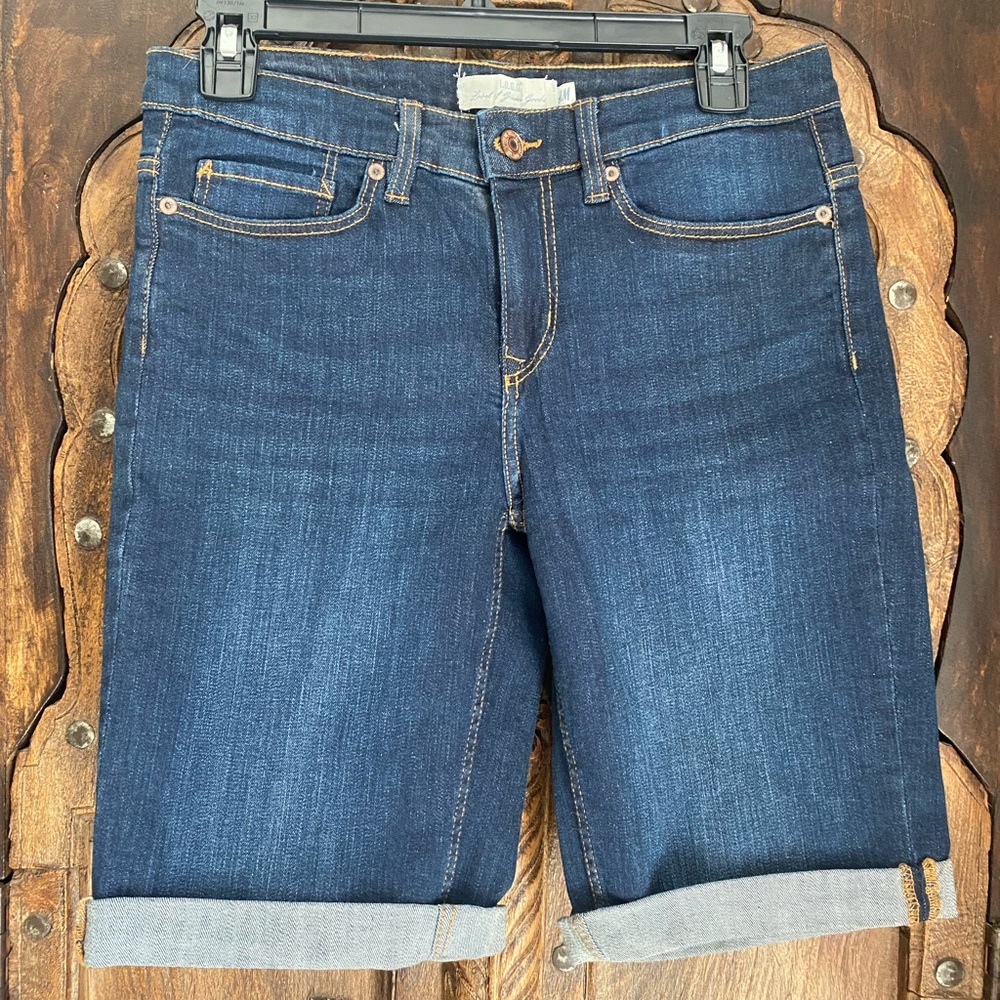H&M denim shorts size 27 L.O.G.G label. New trendy length